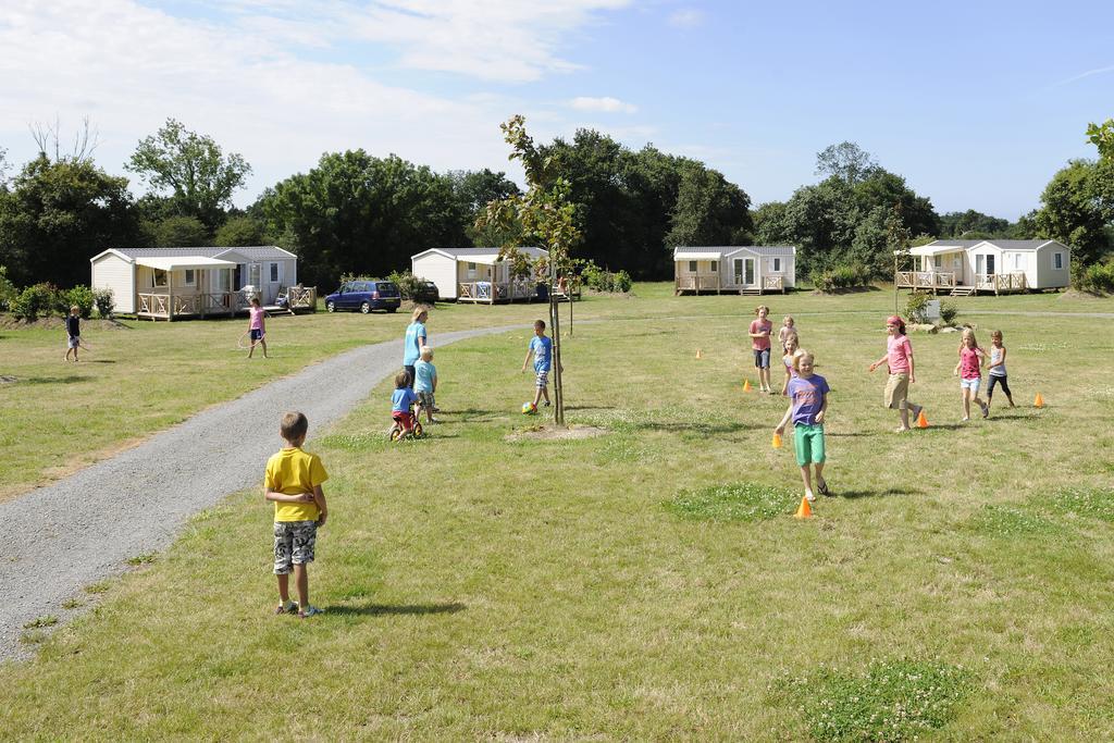 Camping Rcn La Ferme Du Latois Coex Ngoại thất bức ảnh