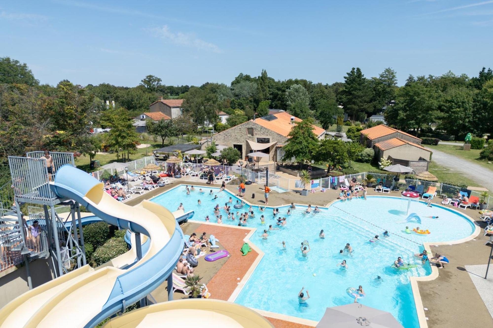 Camping Rcn La Ferme Du Latois Coex Ngoại thất bức ảnh